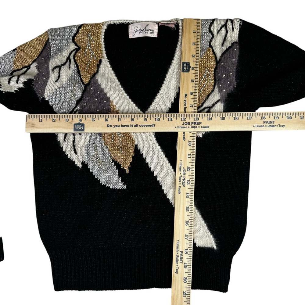 Jaclyn‎ Smith Petite Womens Black Embellished V Neck Knit Sweater Size S - Picture 4 of 7